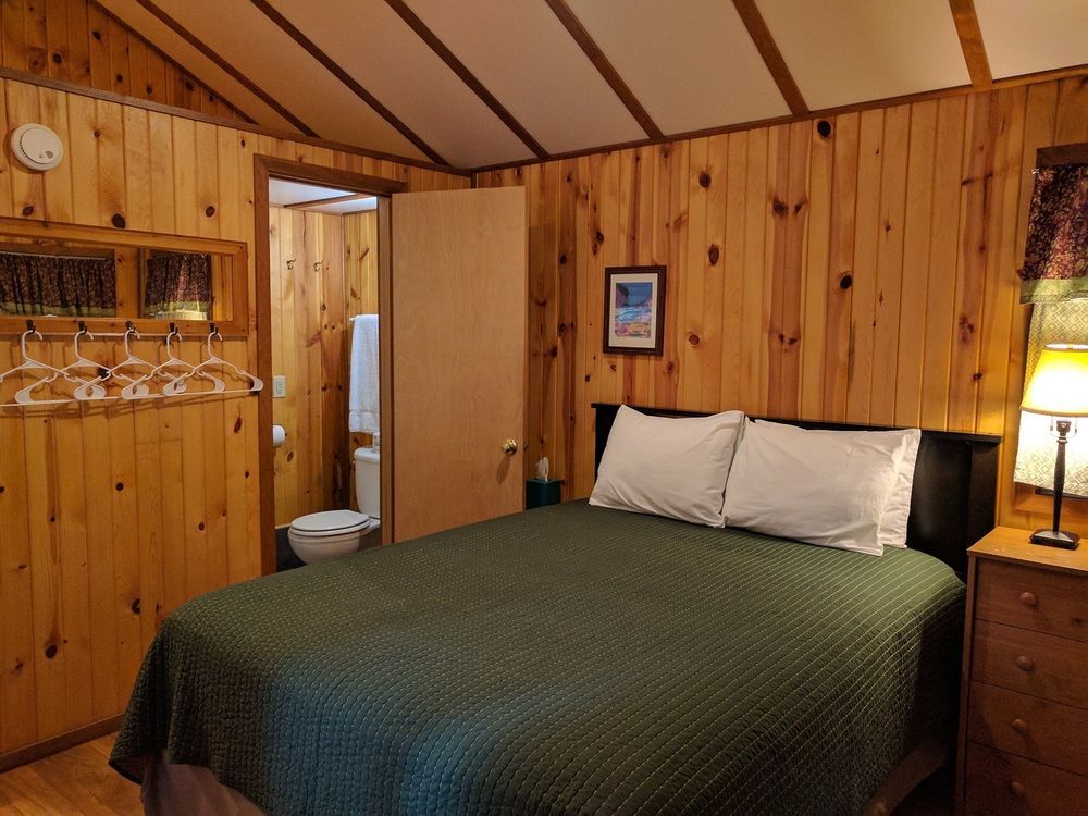 Emerald Forest Cabins Тринидад Екстериор снимка